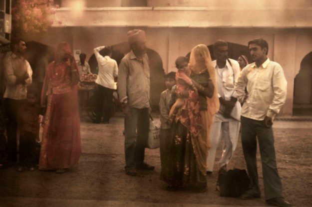 NiobeSyme_LeavingJodhpur_LoRes_03